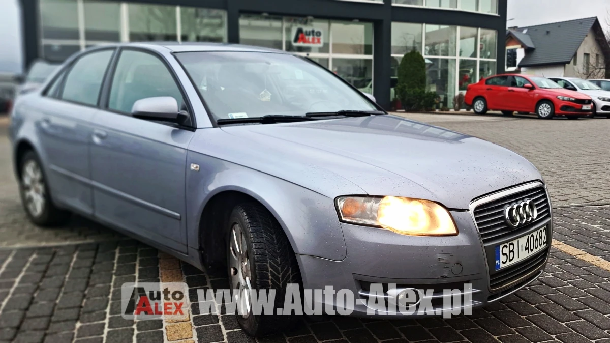 AUDI A4 2.0 130KM